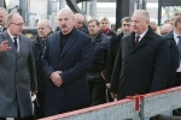 In anticipation of November holidays the President of Belarus Alexander Lukashenko acquainted with the work of new production of metal bridge structures plant